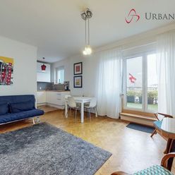 Na predaj príjemný 2 izbový byt s terasou v centre Bratislavy, v blízkosti Prezidentského paláca
