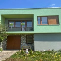 NA PREDAJ: Rodinný dom s 8 árovým pozemkom v obci Boleráz