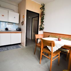 1 izbový byt s balkónom , Centrum I., Dubnica nad Váhom