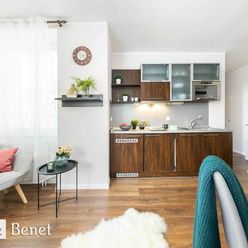 Arvin & Benet | Útulný svetlý byt v priamom centre mesta