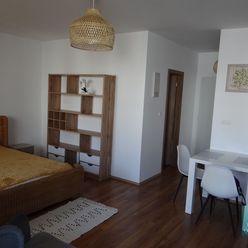 BRATISLAVA - NA PRENÁJOM – veľkorysý 1 izbový zariadený byt s terasou okamžite voľný - VRAKUŇA