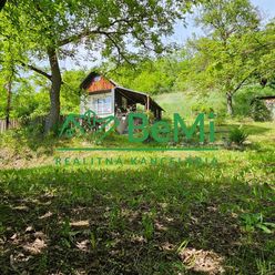 Murovaná chata s rozľahlým pozemkom v lone prírody v Širkovciach - EXKLUZÍVNE NA PREDAJ