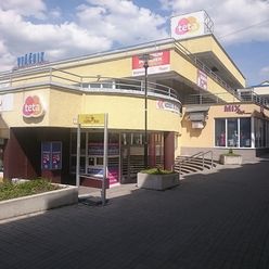 Prenájom - Obchodné priestory - Vtáčnik, Prievidza