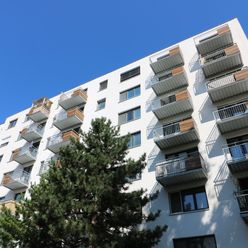 LEXXUS | PEKNÝ ZARIADENÝ 1i byt s balkónom, Trnavská cesta, BA II.,32,65 m2
