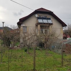 PREDAJ - rodinný dom s pozemkom v Žarnovici