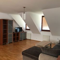 TOP NA PRENÁJOM: Veľký klimatizovaný 2-izbový byt s výmerou až 100m2 v centre Trnavy