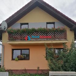 NO29-12-SAHRa Pekný rodinný dom v novovybudovanej lokalite pri Ružomberku