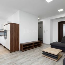PREDAJ: 2 izbový tehlový byt, 53 m2, RUŽINOV - Štrkovecké jazero