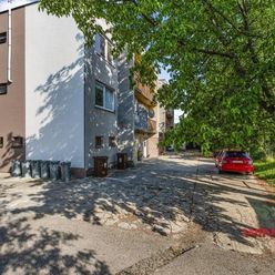 Predaj 2-izbového bytu, 49 m2, garáž 16 m2, Kočín-Lančár, Piešťany