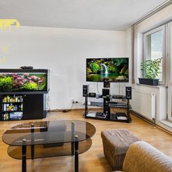 2 izbový byt, pôvodný stav, výborná lokalita plná zelene, klimatizovaný