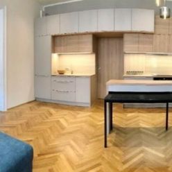 COMFORT LIVING ponúka - Kompletne zrekonštruovaný 3 izbový byt v STAROM MESTE