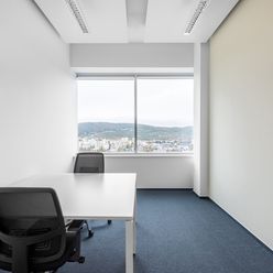 Súkromný kancelársky priestor pre 1-2 osoby v oblasti Regus Polus Towers