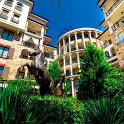 Luxusný 3-izbový apartmán s 2 kúpeľňami, 4* komplex Esteban VIP Residence Club, Nessebar, Bulharsko