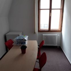 CENTRUM - Prenájom 2  kancelárie 28 m2 na Hurbanovej ul.