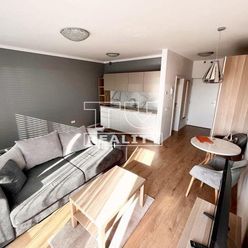 Jednoizbový byt, kompletná rekonštrukcia, 33 m2, Trnava, ul. J. Bottu
