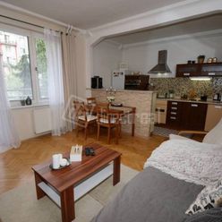 DIRECTREAL|Komplet zariadený byt s balkónom v kľudnej lokalite Ružinova, Haburská ulica