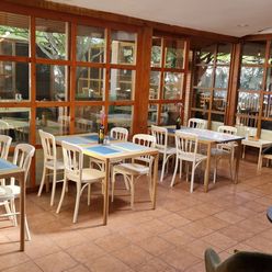BYTOČ RK - zabehnutá reštaurácia s terasou v BA-Prievoz
