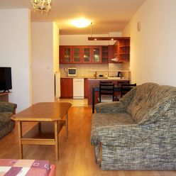 PRENÁJOM, 4 izbový byt s garážovým miestom v bytovom dome, Janka Alexyho, Bratislava – Dúbravka