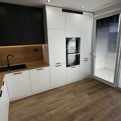 Na predaj 3 izbový byt Košice-KVP, Klimkovičova výmera 69 m2+ loogia