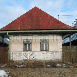 Rekreačná chalupa s veľkým pozemkom na úplnú rekonštrukciu v obci Michalová