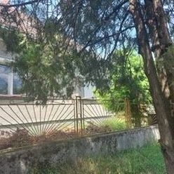 5 izbový rodinný dom s veľkým pozemkom na predaj v obci Vrakúň, okr.: Dunajská Streda