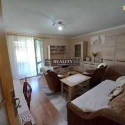 Na predaj zariadený 3 - izbový byt v Stakčíne
