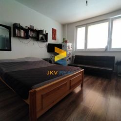 JKV REAL | Ponúkame na predaj veľkometrážny 4-izbový byt v Leviciach