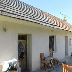 Dobrá investícia! Na predaj rodinný dom v obci Hradište pod vrátnom (okr.Senica).