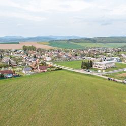 Stavebný pozemok - predaj,  8 km od Prešova, 1056 m2, rovina