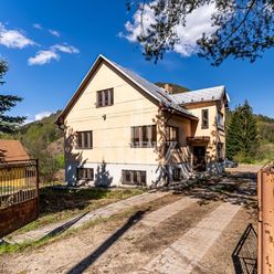 ARBIZ - predaj rodinného domu (1.104 m2), Ľubochňa