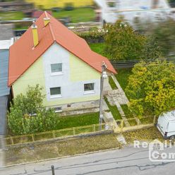 REALITY COMFORT - Na predaj rodinný dom v Nitrianskom Pravne
