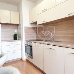 TUreality ponúka na predaj veľmi pekný 3i byt v Banskej Bystrici - Podlavice o rozlohe 63,8 m2
