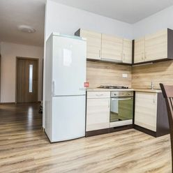 HERRYS - Na prenájom kompletne zrekonštruovaný 2 izbový byt s loggiou a murovanou pivnicou v Ružinov