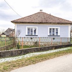 KOMJÁTI - rodinný dom s garážou a veľkým pozemkom 1638 m2 - Maďarsko