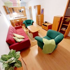 Na prenájom krásny 2-izbový byt s lodžiou, 65 m², Kaštieľska ul. , Prievoz + parkovacie miesto, voľn