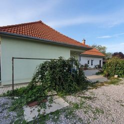 Na predaj 4 izbový rodinný dom so záhradou, Chorvátsky Grob