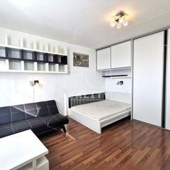 1 izbový byt po rekonštrukcii o rozlohe 37 m2 na Fedinovej ulici.
