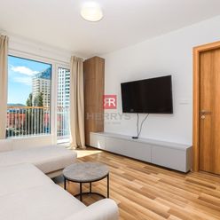 HERRYS - Na prenájom priestranný 2 izbový byt s garážovým státím v novostavbe Jarabinky