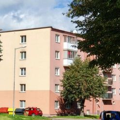 ⌂ Dvojizbový byt s balkónom s rozlohou 56m², v Handlovej
