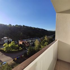 Predaj 1-i byt s krásnym výhľadom, 34 m2, 2x lodžia - Radvaň-Podháj