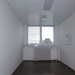 Prenajmeme kancelársky priestor, Žilina - Vlčince, 18 m², R2 SK.