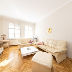 MIKELSSEN - Na predaj 2 izbový priestranný byt s balkónom a výťahom na Grösslingovej ulici