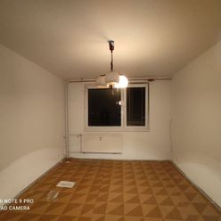 SIMI real - 1 izbový byt s balkónom - 31 m2