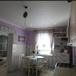 Na predaj 2,5 izbový bytový dom v rodinnom dome, Trnava
