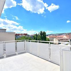 ŠPITÁLSKA, 5-i byt, 222 m2 – byt s terasami a výhľadom na hrad