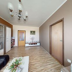 TOP PONUKA -  príjemný 3 izbový byt v blízkosti lesa po čiastočnej rekonštrukcii ul. Saratovská
