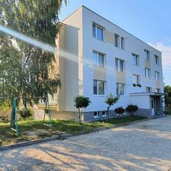 Exkluzívne PNORF – 3i byt, 80 m2, 2x balkón, 2x pivnica, záhrada, Šafárikova ul.