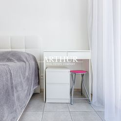 ARTHUR - 2 izbový byt na Podunajskej ulici v 5 ročnej novostavbe