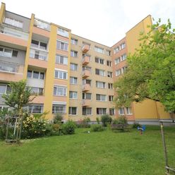 REB.sk ponúka na predaj 3 izb.. byt na ul. Janotova v Karlovej Vsi