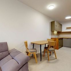 Prémiový 2 izbový byt s veľkou predzáhradkou ( 1F ) Urpínska - Petržalka